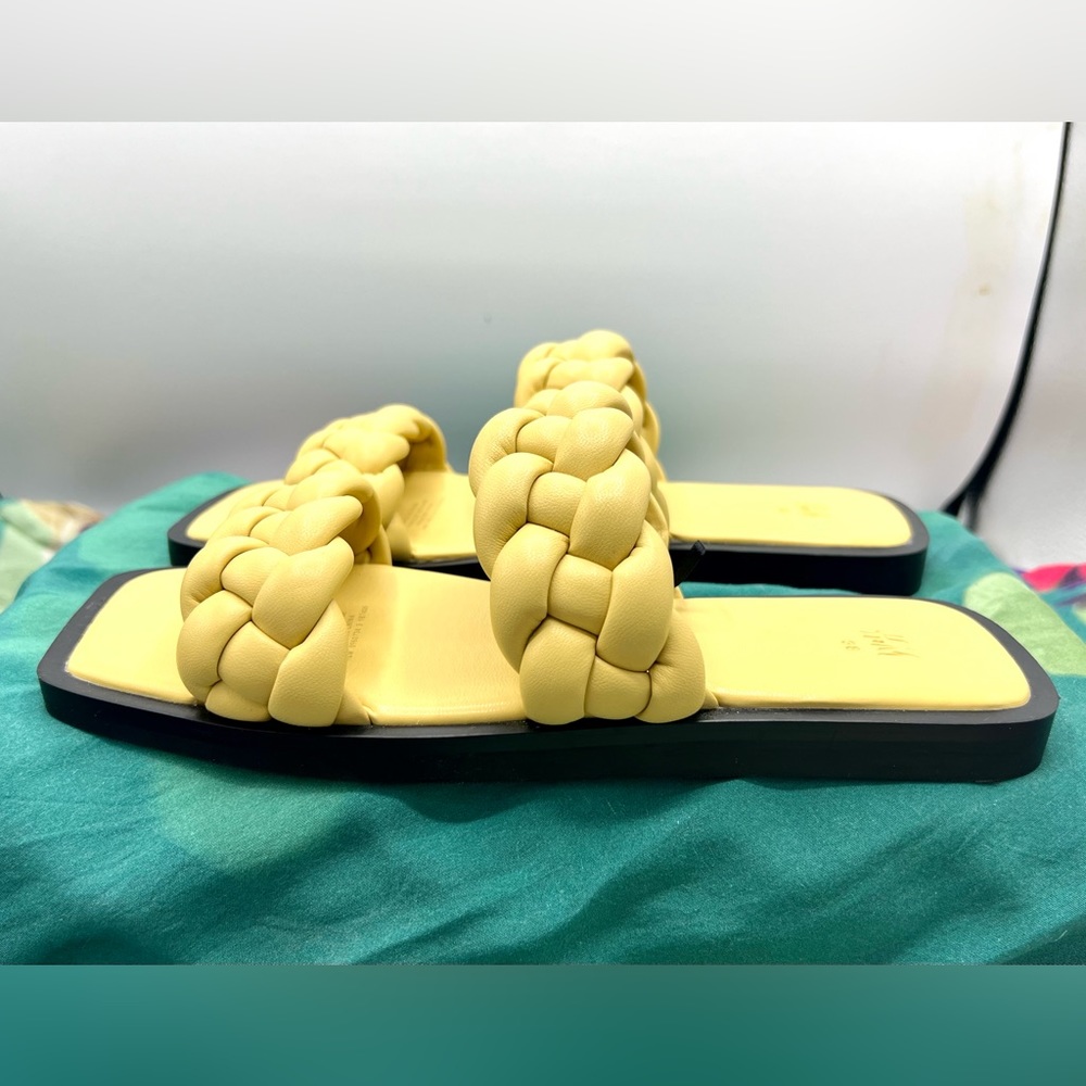 H&M Slide Sandals in Light Yellow